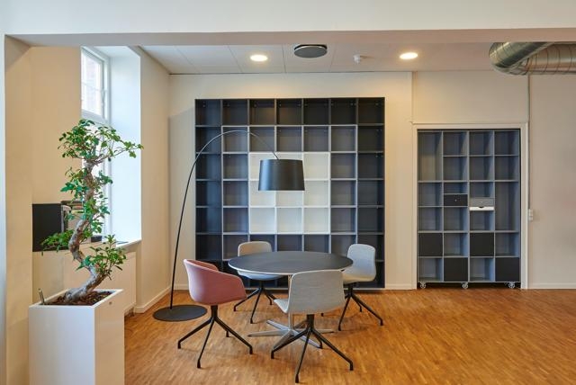 B2C自助建站系統(tǒng)：搭建企業(yè)與消費者無縫對接的超便捷線上溝通橋梁